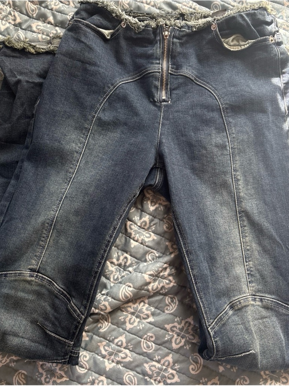 Low rise jeans